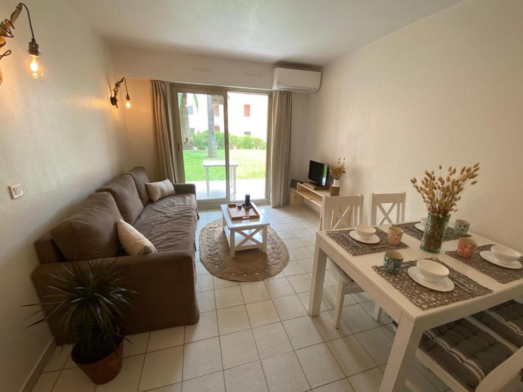 Appartement Avec Piscine 5 Min A Pieds Des Plages Vallauris Extérieur photo